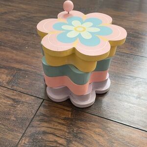 Colorful Flower-Shaped Stacking Boxes